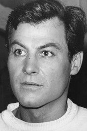 Photo of Leonardo Villar image size 400x600