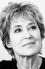 Photo of Linda Cropper image size 333x500