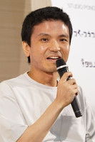 Photo of Takashi Kojima image size 300x450