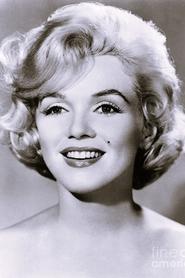 Photo of Marilyn Monroe image size 600x900