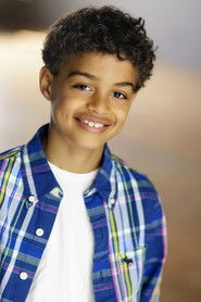 Photo of Drew Davis image size 500x750