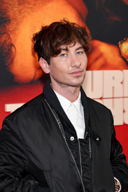 Photo of Barry Keoghan image size 1584x2376