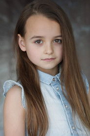 Photo of Isla Gie image size 1000x1500