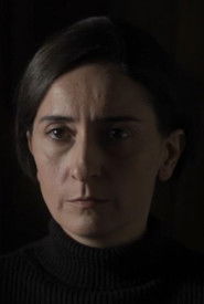 Photo of Soheila Golestani image size 905x1345