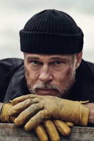 Photo of Brad Pitt image size 2000x3000