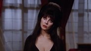 Elvira et le château hanté wallpaper 