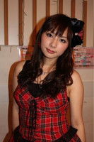 Photo of Yoshiko Ikuta image size 300x450