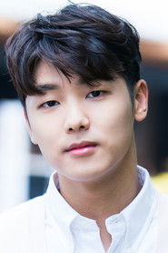 Photo of Kang Min-hyuk image size 710x1065