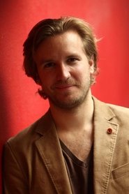 Photo of Nicolas Bary image size 533x800