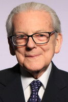 Photo of Brian Tufano image size 300x450