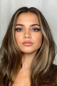 Photo of Isabela Merced image size 466x699