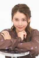 Photo of Moe Yuki image size 300x450