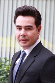 Photo of Nithi Smuthkochorn image size 600x900