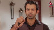 Arnav Breaks Up With Lavanya
