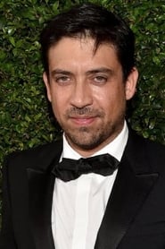 Alfonso Gomez-Rejon as Party Guest (uncredited)