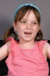 Chloe Cleary as Esther