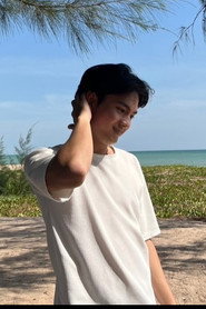 Makornthawaj Charoenkornburi 413x620