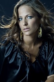 Denise Lopez is Tävlande