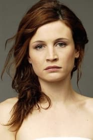 Virginie Lanoué as Emma