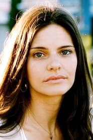 Lindsey Kraft as Greta