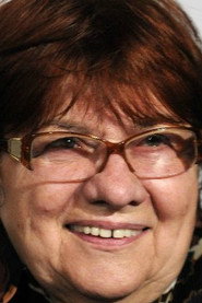 Márta Mészáros 300x450