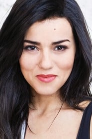 Sonia Lacen is Yasmine