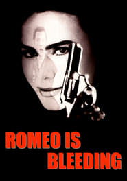 Ромео спливає кров'ю постер