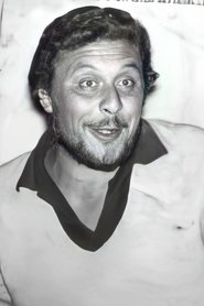 Nello Pazzafini as Man in Elevator