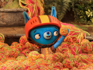 Mighty Mud Movers / Having A Ball