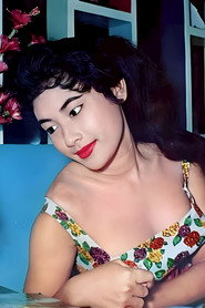 Preeya Roongrueng photo 2