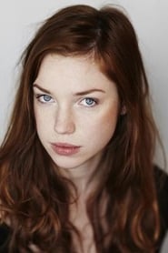 Carolina Jurczak as Barbara