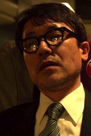 Yoshiaki Kobayashi as Japanese Bus Man