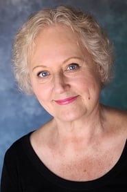 Sonya Ostrowski as Evelyn MacDonald