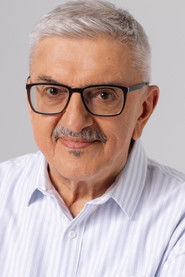 Marek Niedźwiecki is Radio Speaker (voice)