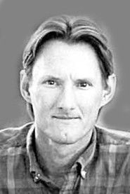 Photo de Brian J. Williams, qui joue Car Salesman (uncredited) dans Top chronos