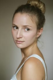 Profile picture of Tiphaine Daviot who plays Léa