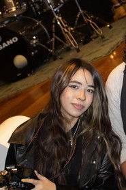 Nicole Rodrigues de Araujo is Helena