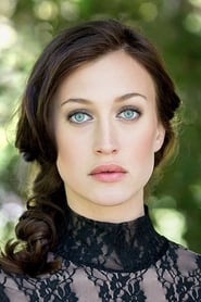 Julia Ragnarsson as Rachel Hennie