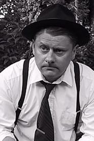 Mike Hayley as Constable