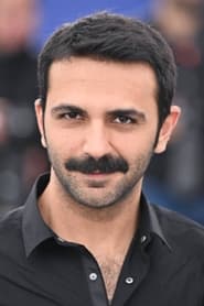 Musab Ekici as Kenan