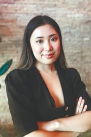 Claudia Tan