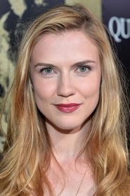 Sara Canning is Jenna Sommers