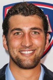 Clayton Snyder as Ethan Craft