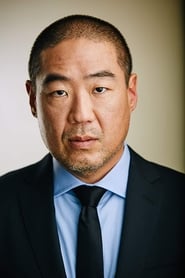 Hahn Cho as Russell Chang