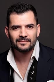 Hugo Medina as Miguel Perez