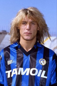 Claudio Caniggia is Self