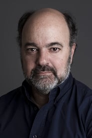 Miguel Monteiro as Vasco