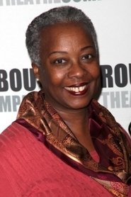 Aleta Mitchell as Phyllis Munroe