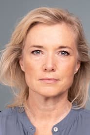 Lotten Roos as Inger