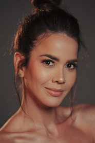 Laura de León photo 3